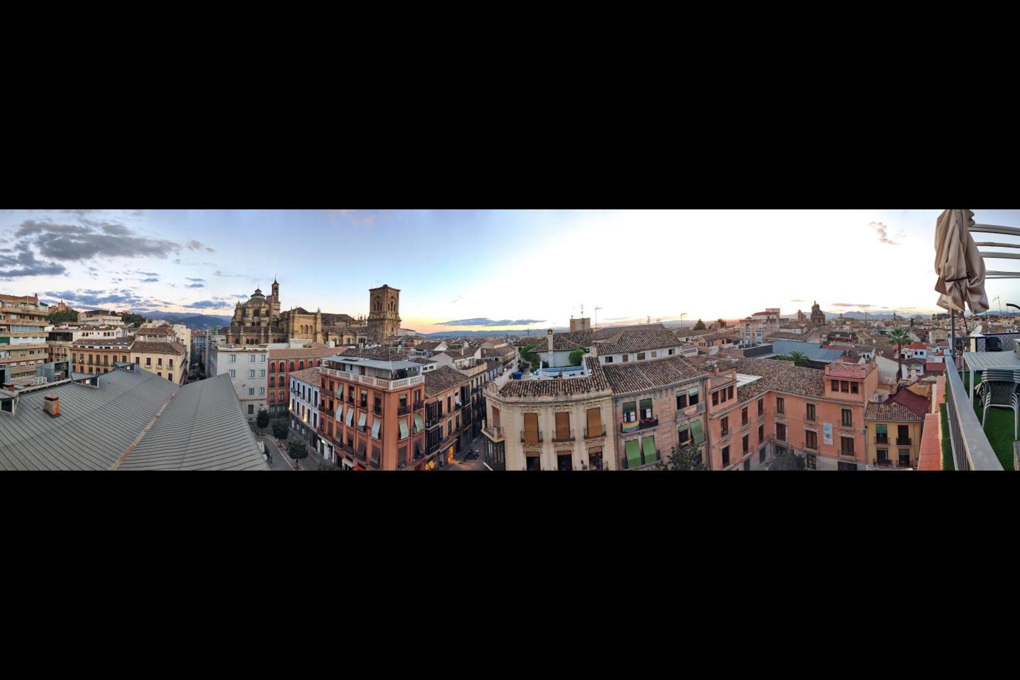 Atico Panorama Catedral Lägenhet Granada Exteriör bild